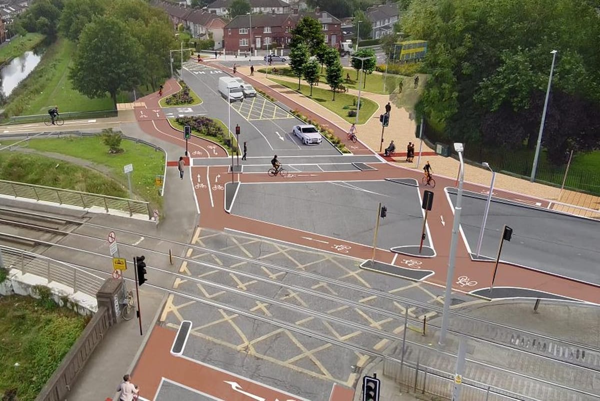 The plan is to start construction next summer on work to make the junction safer for pedestrians and cyclists, and less congested for buses, Luases, and private-vehicle drivers.